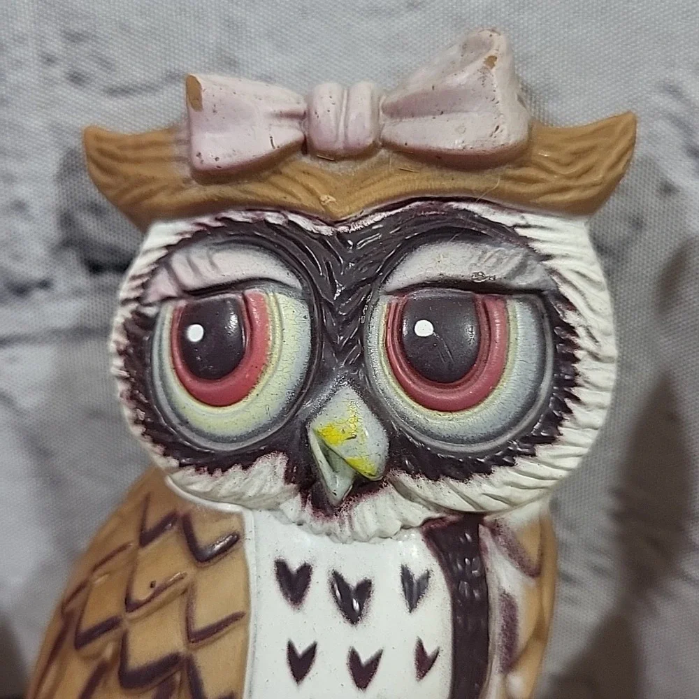 Vintage 80s Garden Spike Sign Hooter Family Owls Plastic Kitschy Rustic‎ Decor